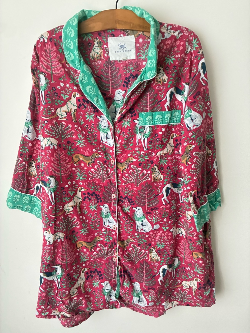 PRINTFRESH Pajamas Women’s 2X Happy Howlidays Dog Christmas Print Top Only - Picture 1 of 11